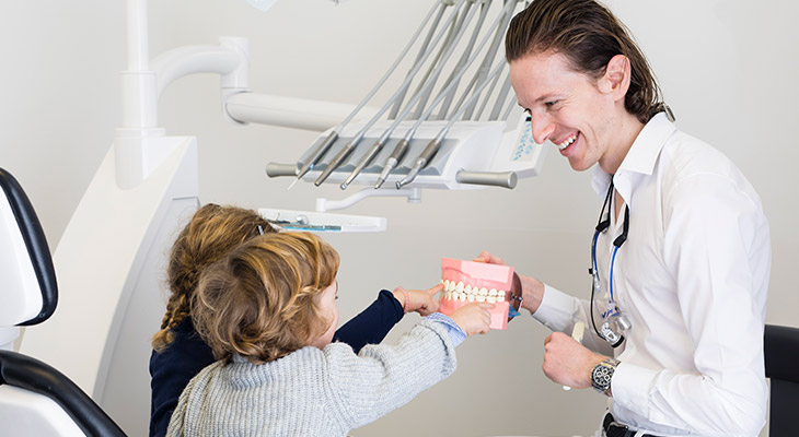 Service beim Zahnarzt in Geilenkirchen: Termine und Extras